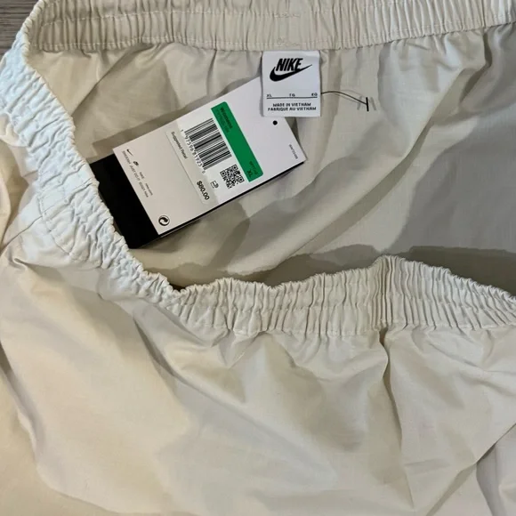 Nike Sportswear Essentials Mid-rise Convertible Cargo Maxi-Mini Skirt - Picture 14 of 15